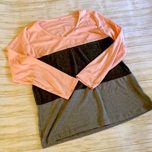 Women’s colorblock long sleeve